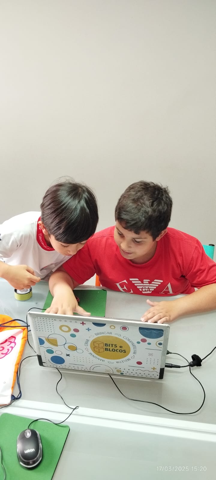 Aula de robótica educacional com LEGO Education em Santo André