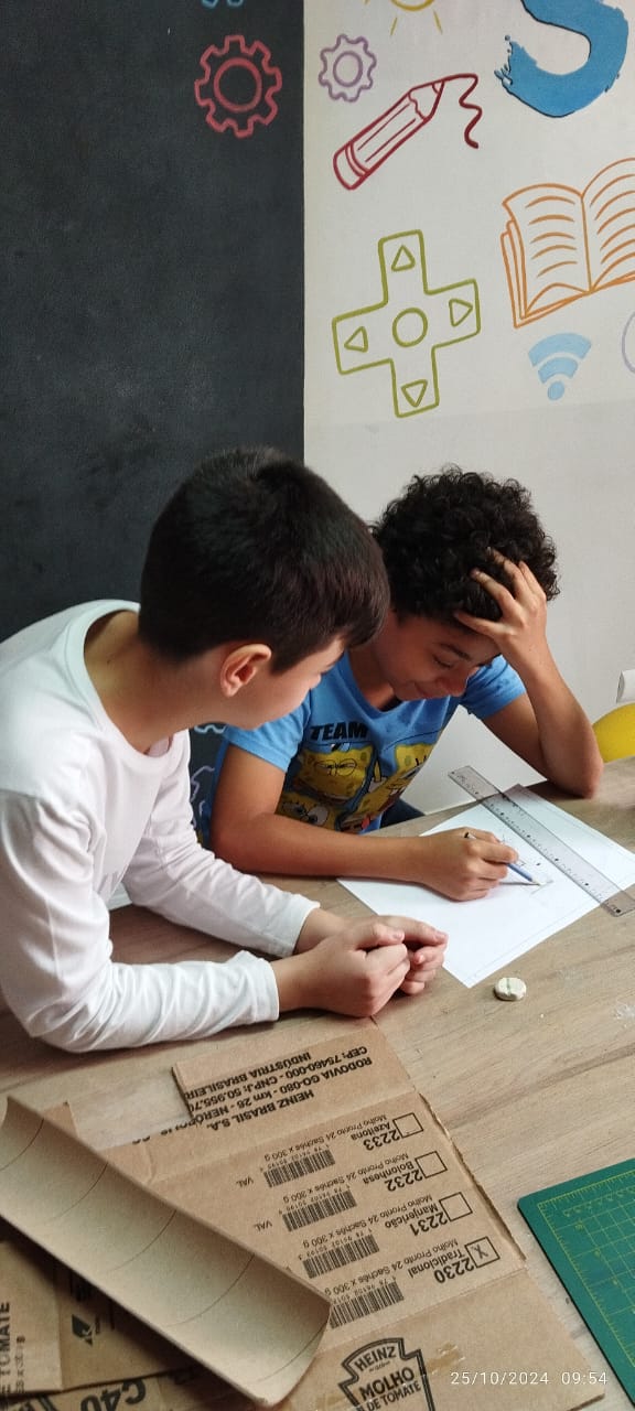 Aula de robótica educacional com LEGO Education em Santo André